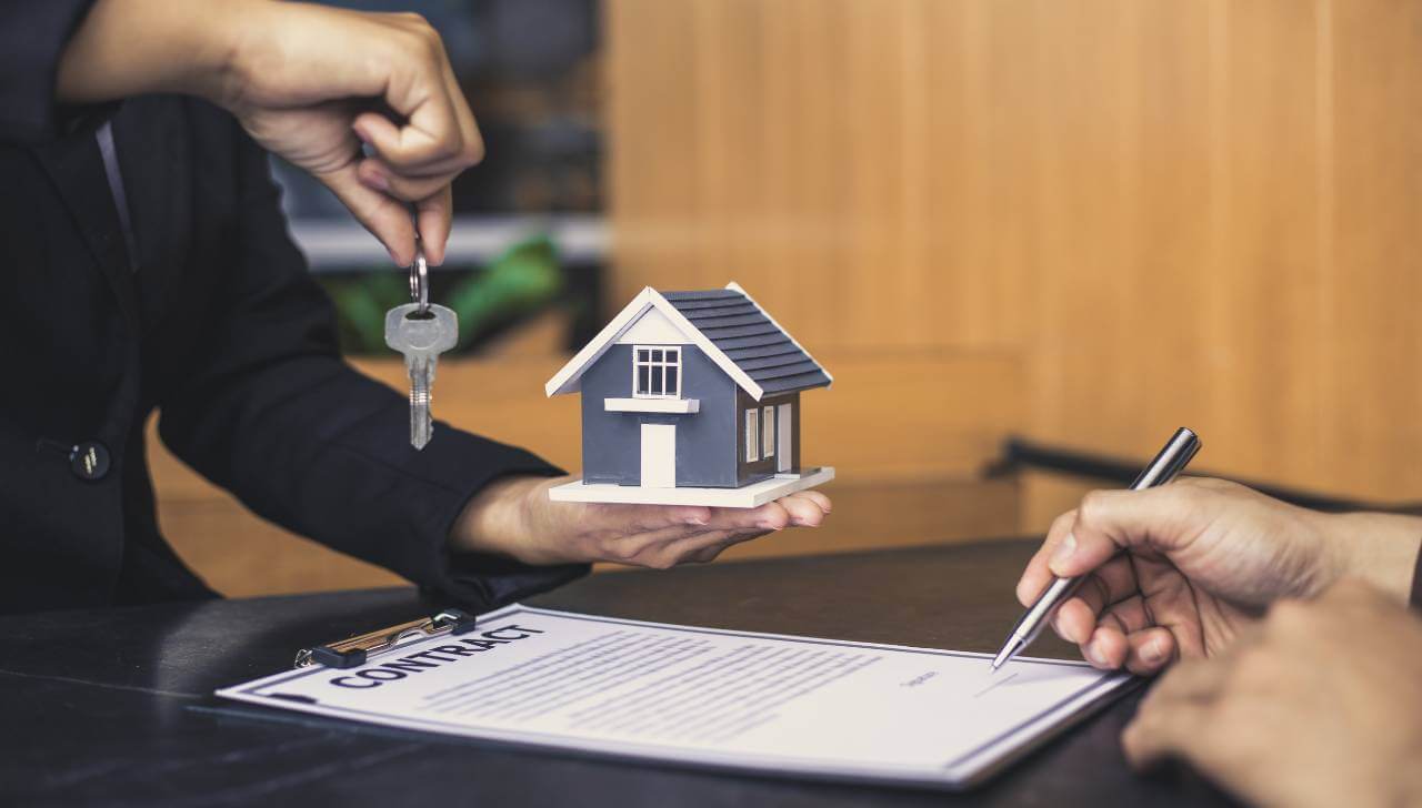 cosign mortgage keys and closing