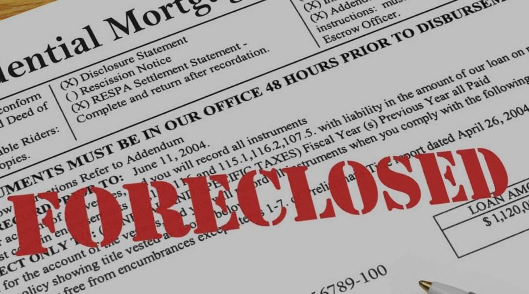 Buying a Foreclosed Home: Steps, Risks, and Financing Options